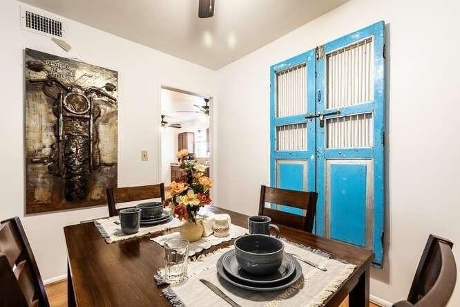 10545 W Coggins Dr - Photo 5 of 20