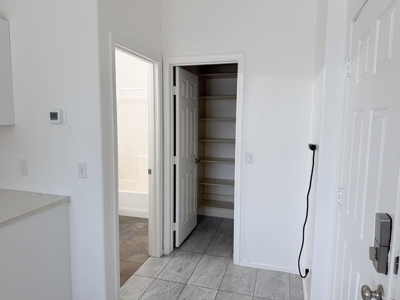 7706 S 24th Dr - Photo 7 of 25