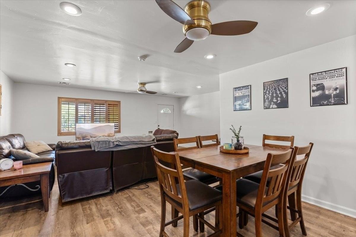 535 W 19th St - Photo 5 of 20