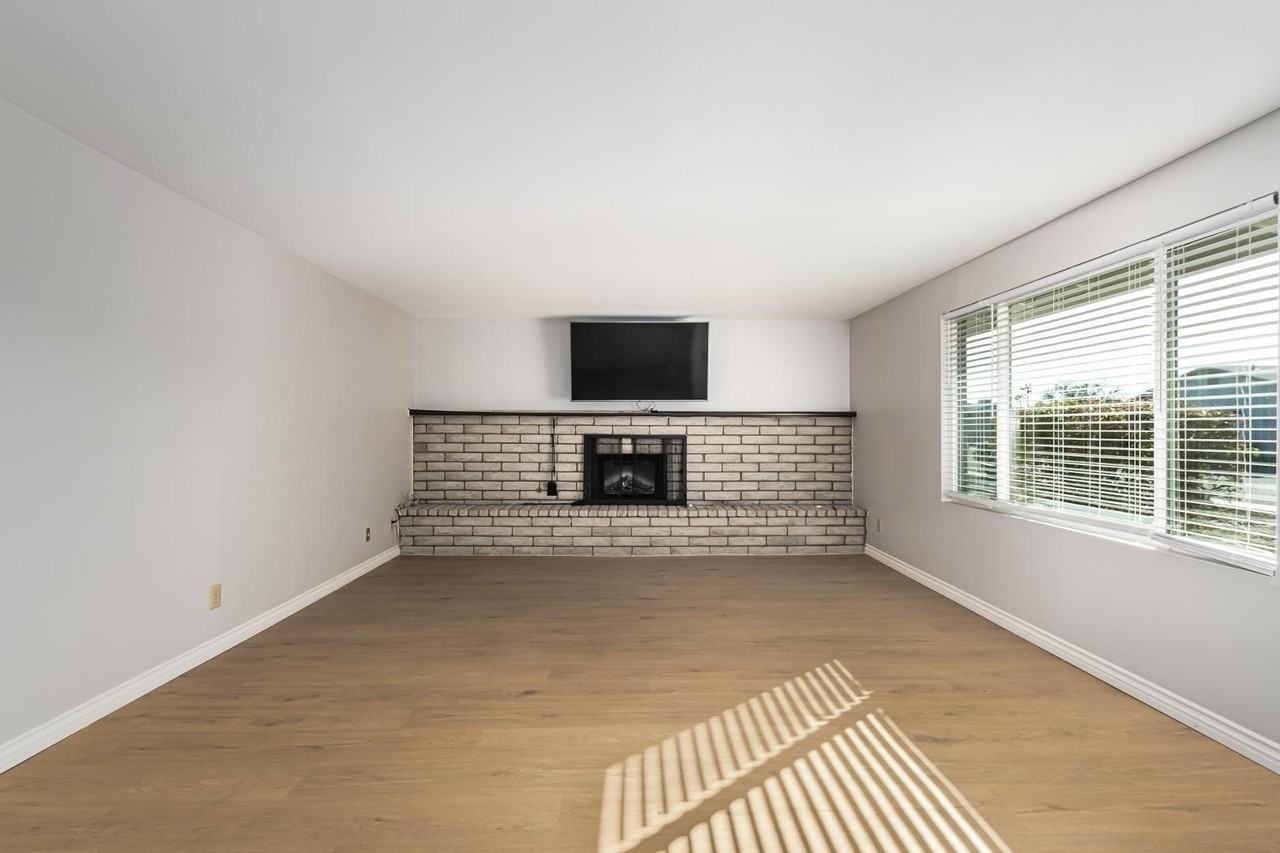 11451 S Mohave St - Photo 2 of 16