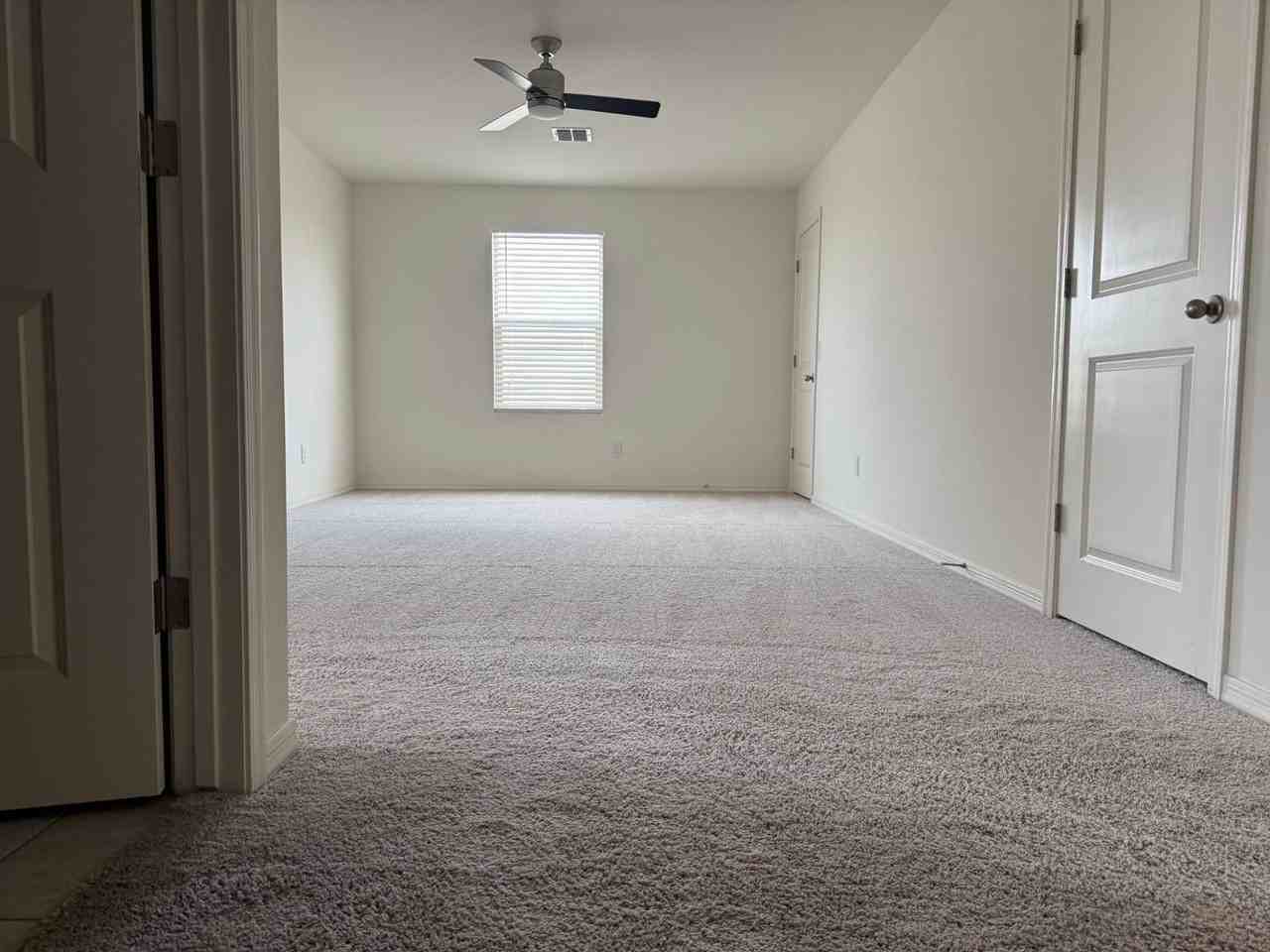 5542 W Moody Trl - Photo 7 of 14