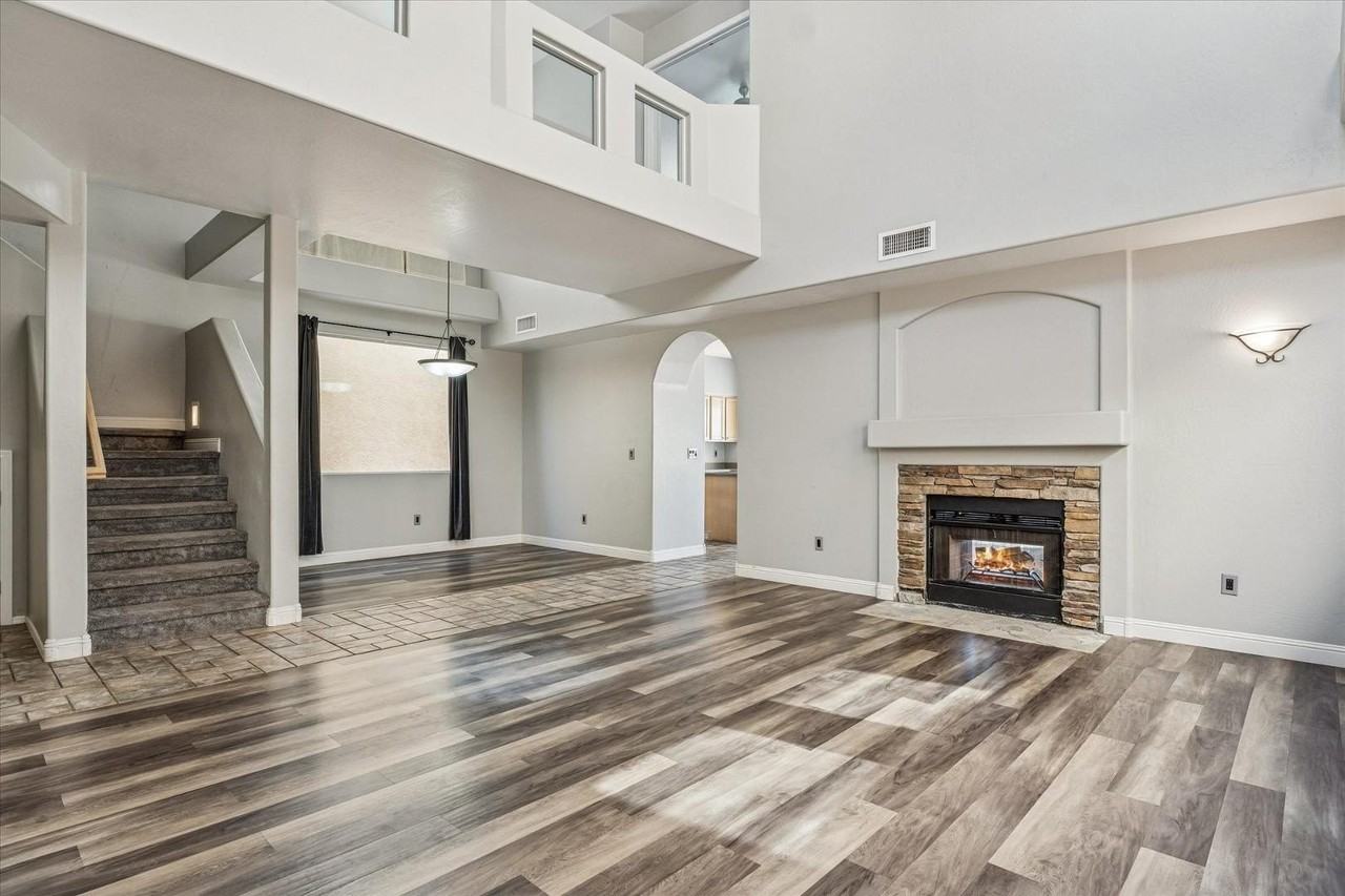 16666 S 21st St - Photo 3 of 27