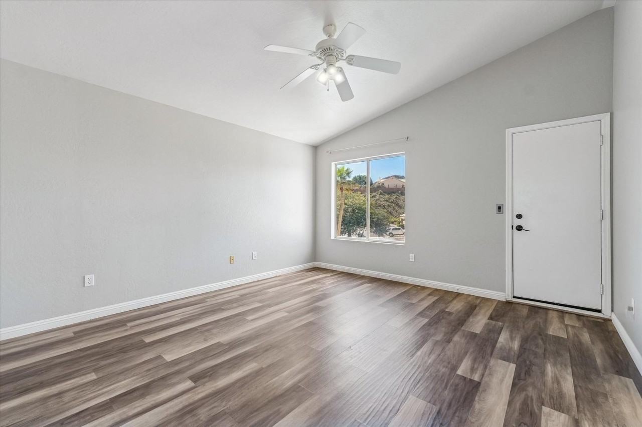 16666 S 21st St - Photo 7 of 27