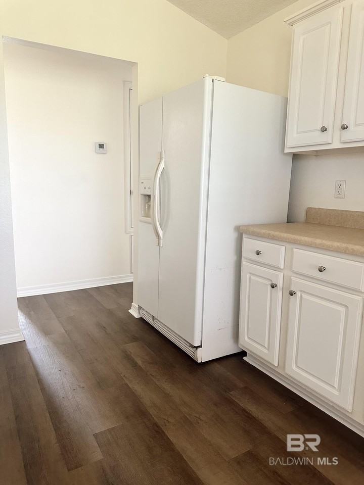 2700 Hampton Park Cir - Photo 7 of 17