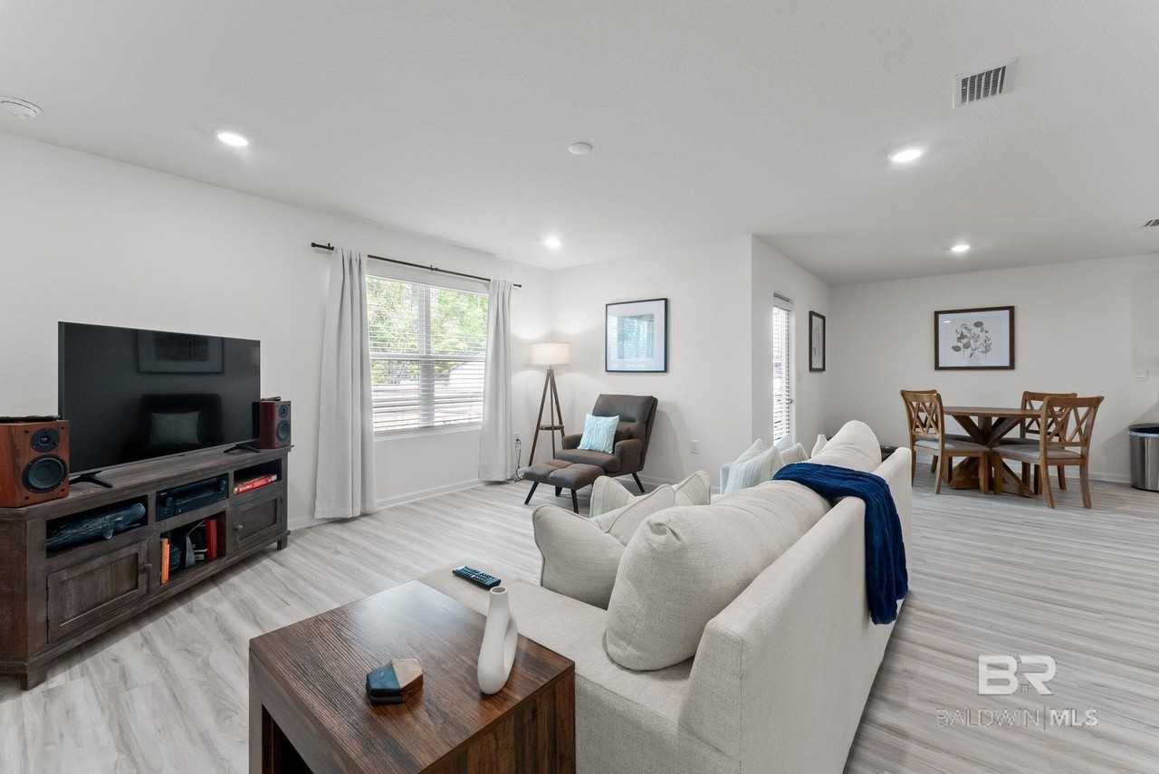 15807 Laurelbrooke Loop - Photo 6 of 36