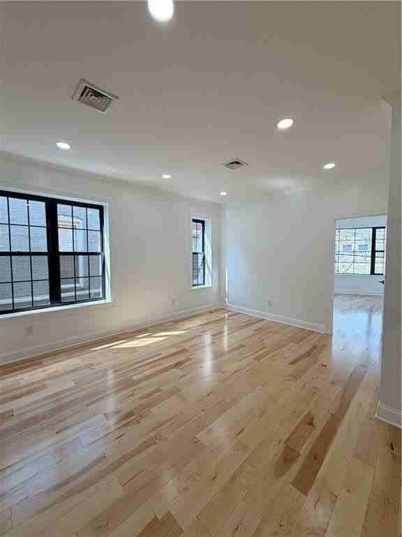 550 Jamaica Ave - Photo 2 of 3