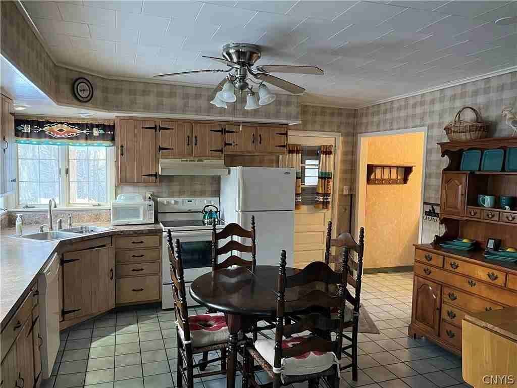 2709 King Rd - Photo 6 of 24