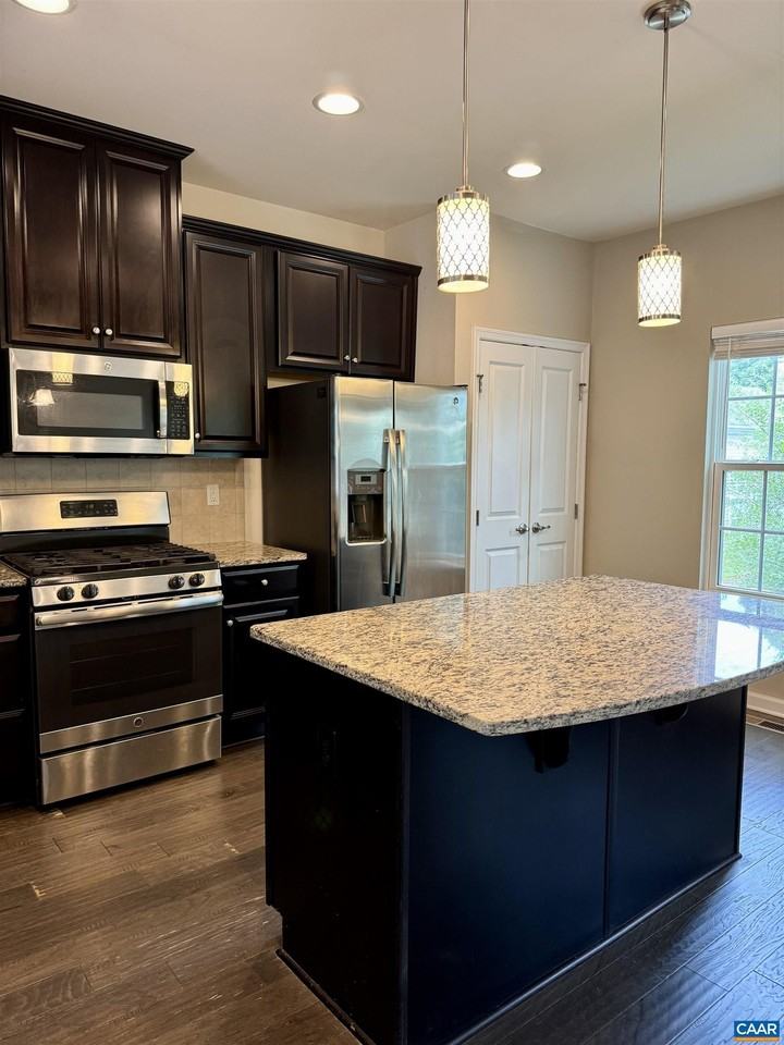 2518 Avemore Pond Rd - Photo 7 of 31