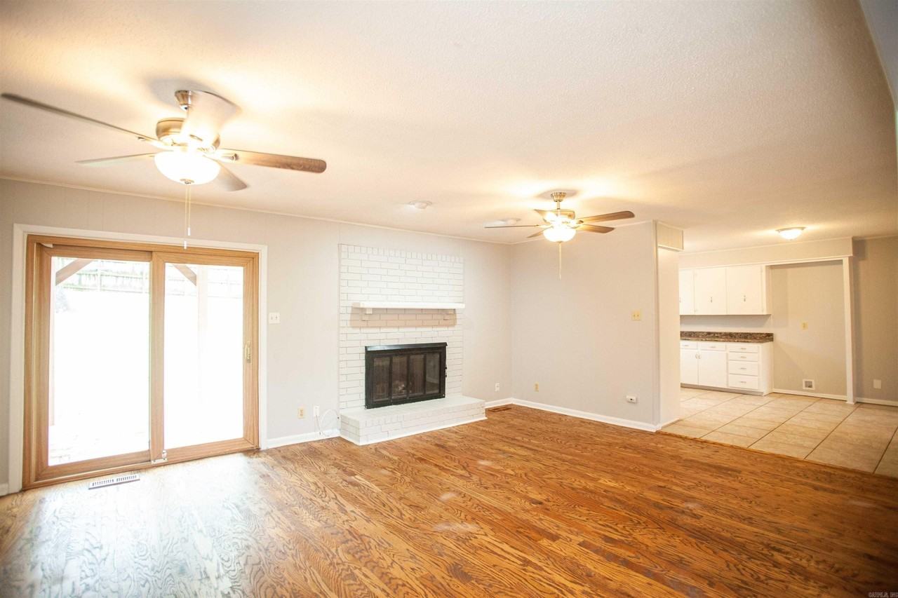 23 Greenview Cir - Photo 7 of 29