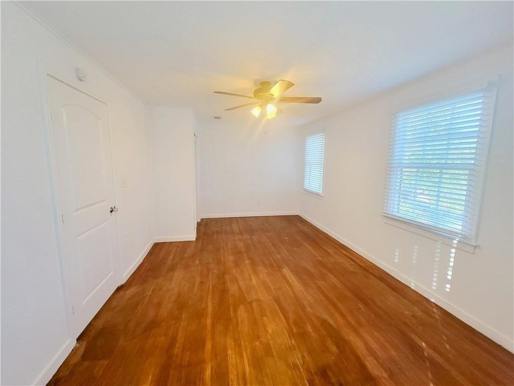 346 Louisiana Ave - Photo 3 of 15