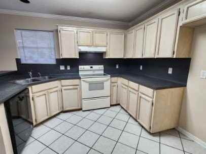 7933 Wolverine Dr - Photo 6 of 16