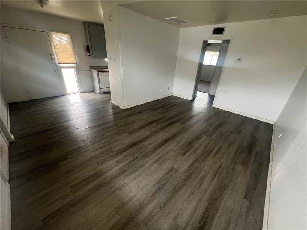 4813 Lavaca Dr Unit 2 - Photo 3 of 8