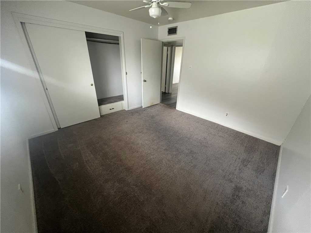 4813 Lavaca Dr Unit 2 - Photo 6 of 8