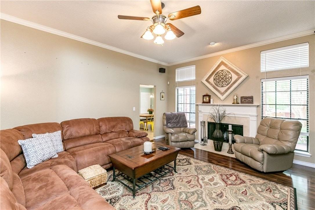 4905 Kerrville Dr - Photo 7 of 15