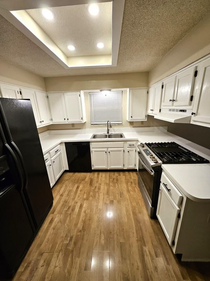 6423 Plankton Dr - Photo 5 of 35