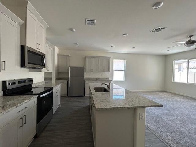 42391 Palisades Dr - Photo 7 of 20