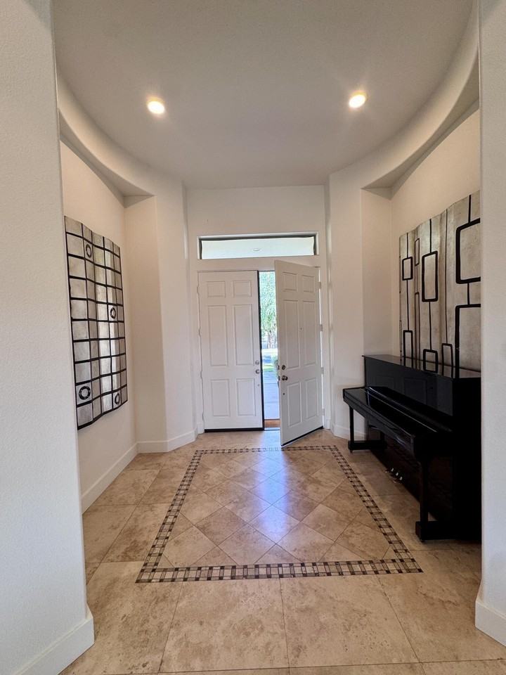 102 Calle Los Hibiscos - Photo 2 of 40