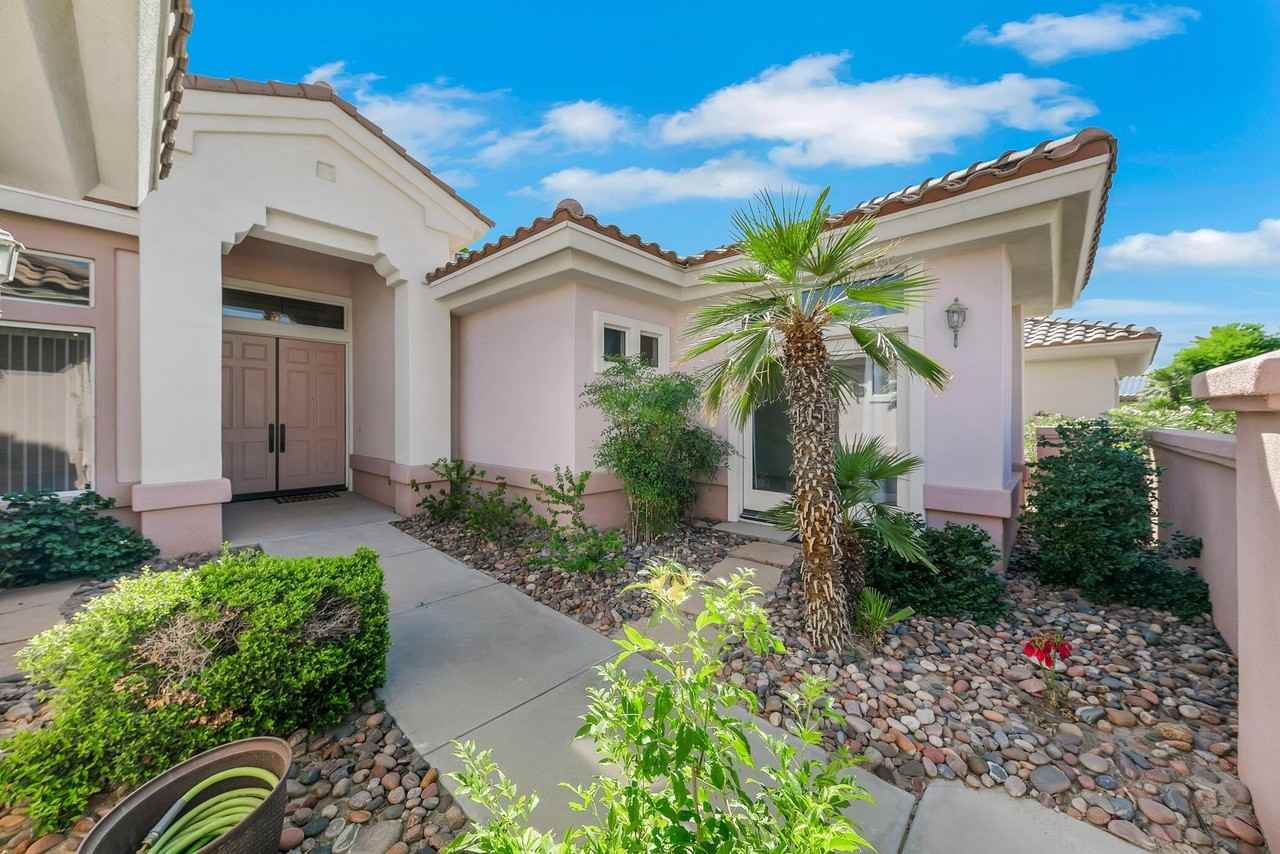 78549 Links Dr - Photo 4 of 35