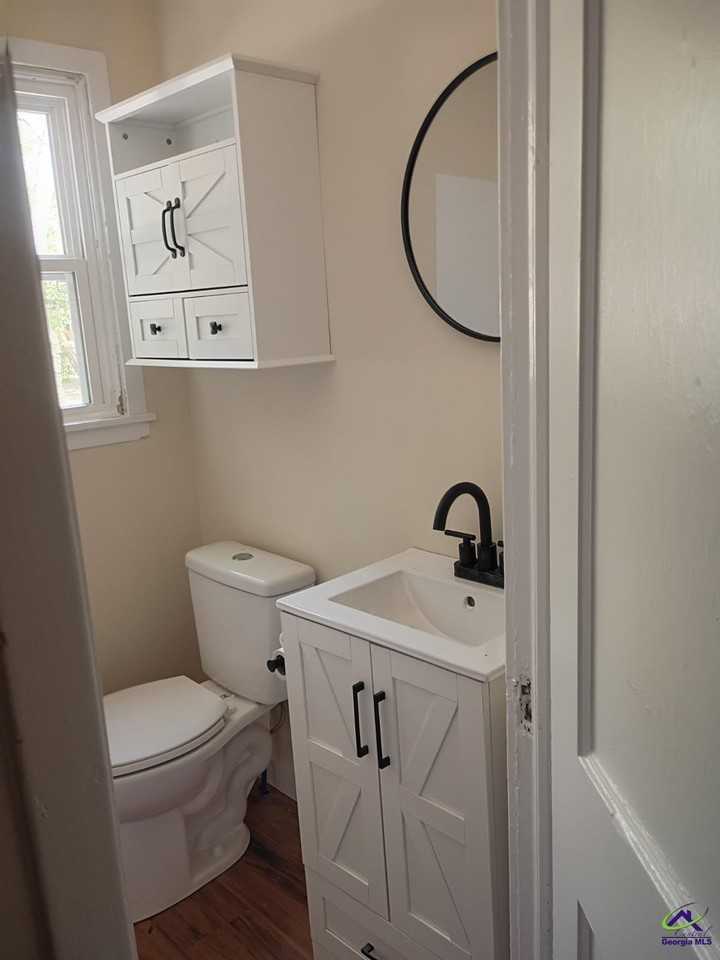 109 Marshall Dr - Photo 2 of 6