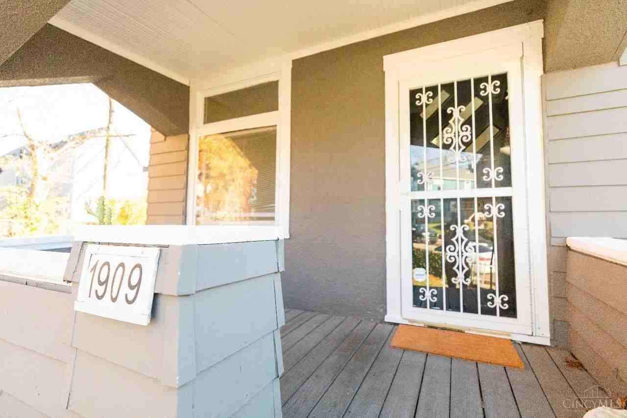 1909 Pogue Ave - Photo 2 of 25