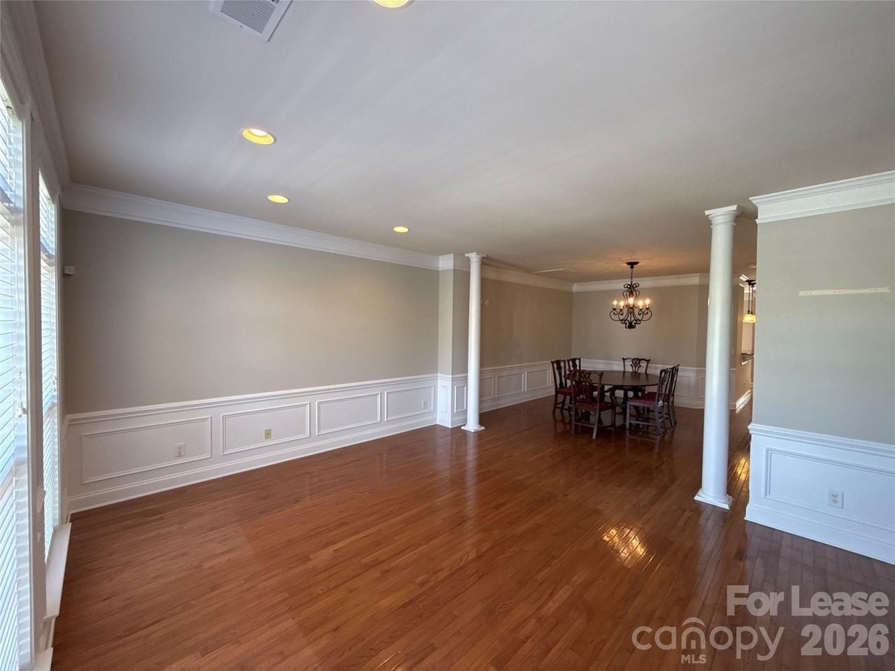 2613 Huntman Way - Photo 4 of 27