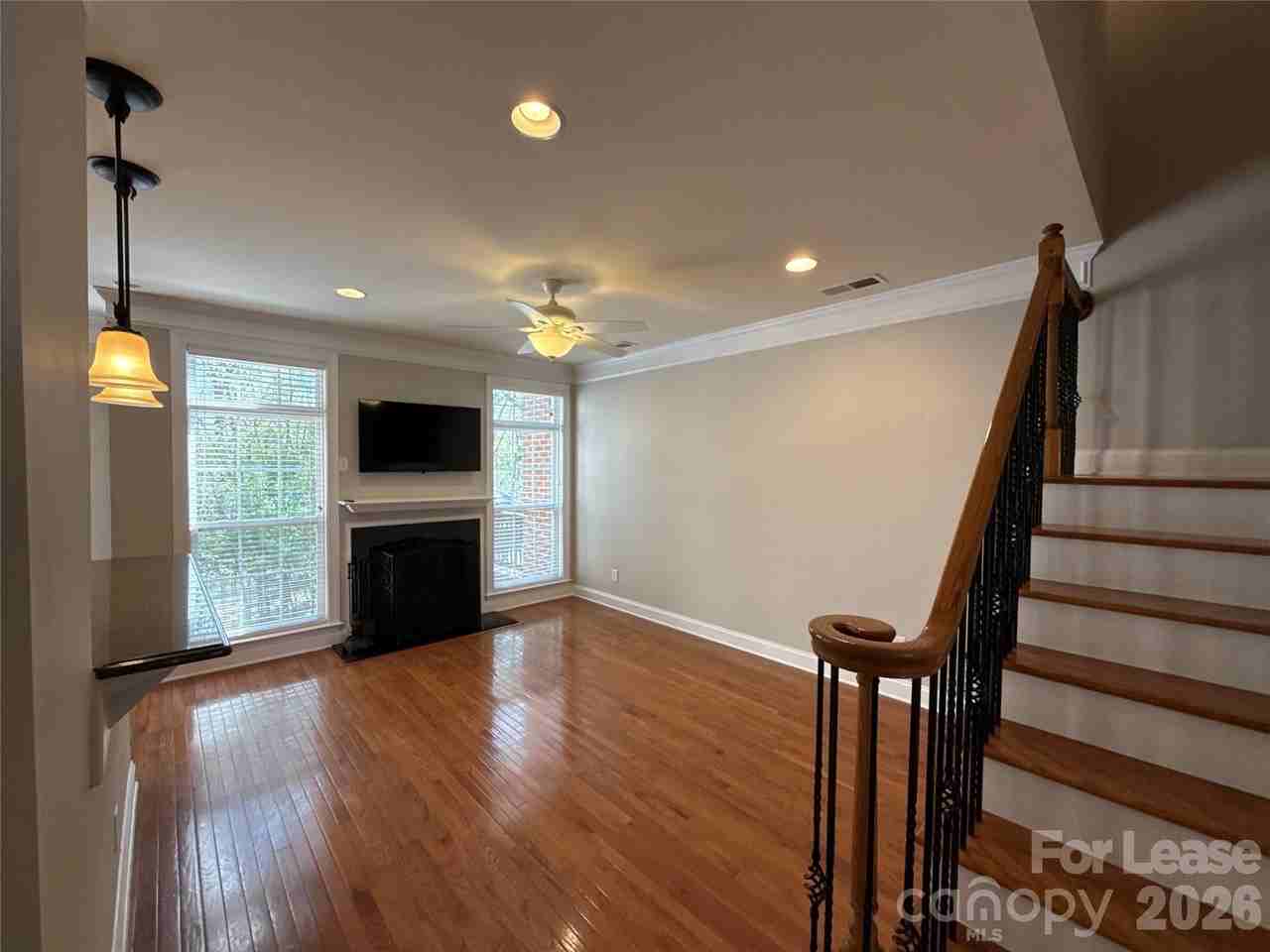 2613 Huntman Way - Photo 6 of 27