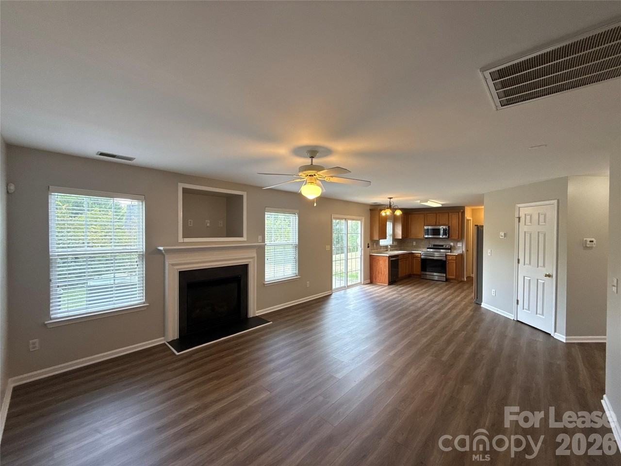 9407 Pepperidge Ave Nw - Photo 5 of 19