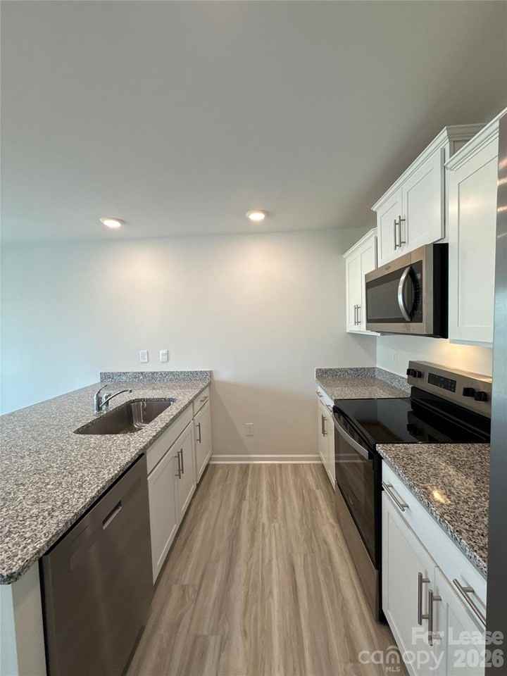 6117 Faron Way - Photo 7 of 18