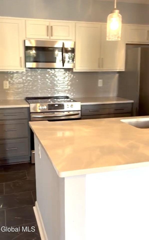 413 Diamond Rock Cir - Photo 5 of 7