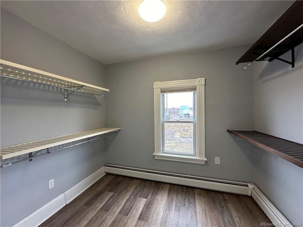 12 Woodland St 2nd Fl - Photo 3 of 15