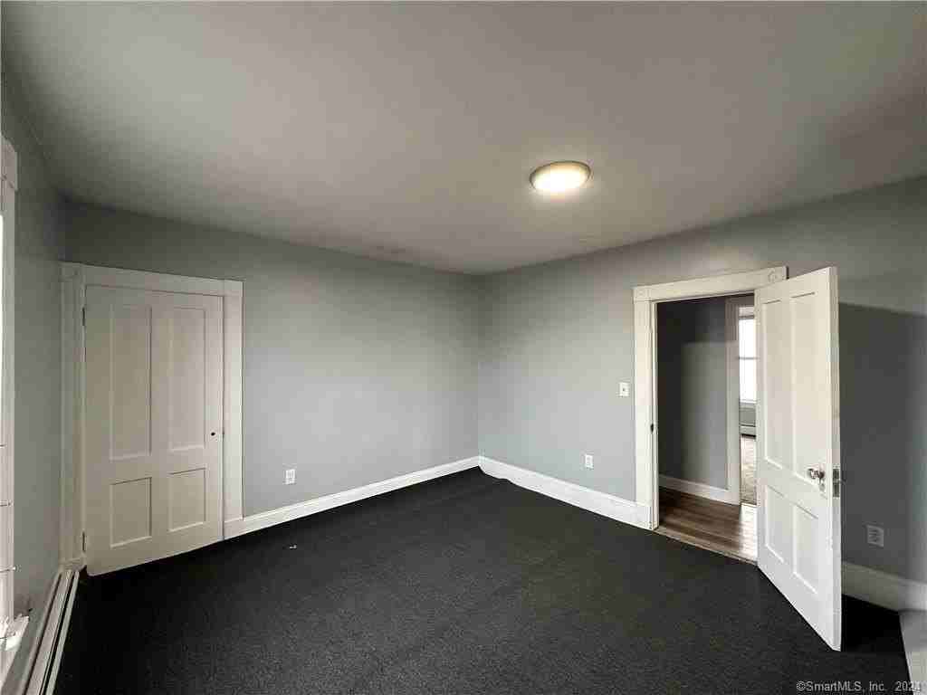 12 Woodland St 2nd Fl - Photo 7 of 15