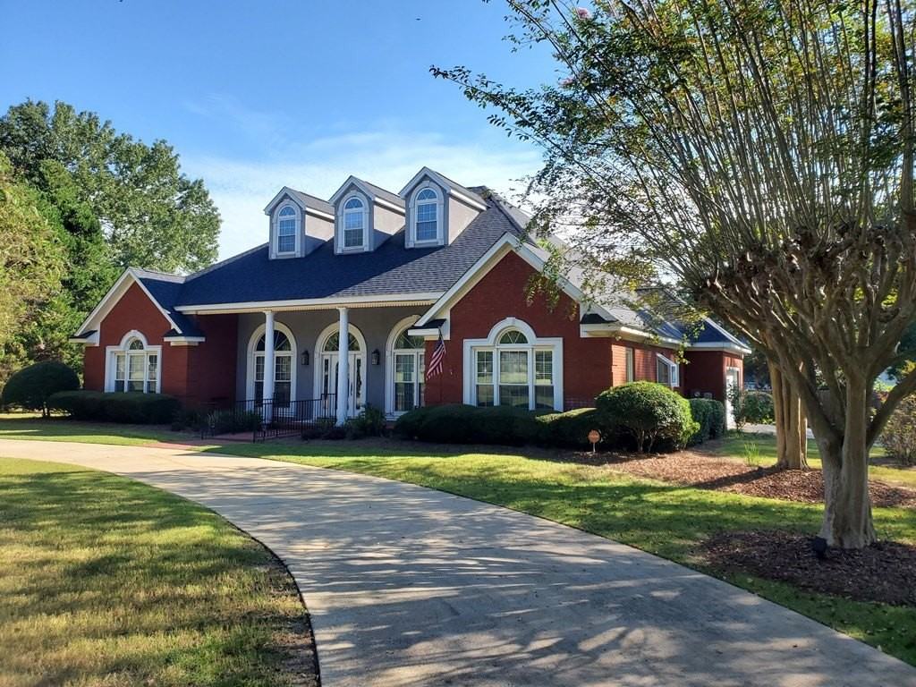 107 Edinburgh Way - Photo 2 of 18