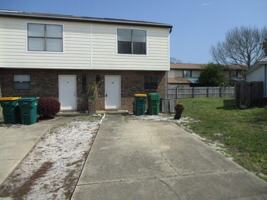 featured image of 206 Ann Cir Unit 10