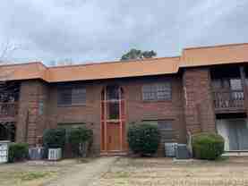 629 Gables Ct Apt 2 - Photo 1 of 1