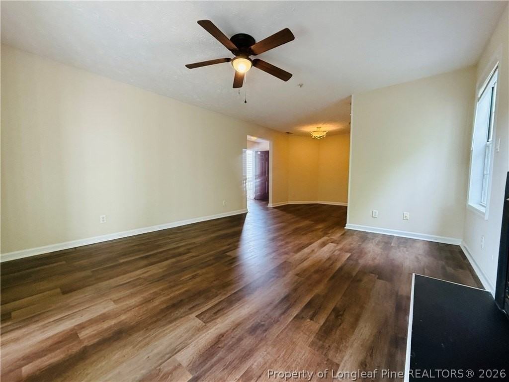 349 Waterdown Dr Apt 5 - Photo 4 of 12