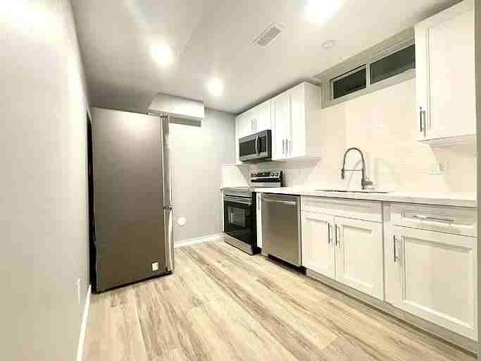 380 Rittenhouse Rd - Photo 3 of 7