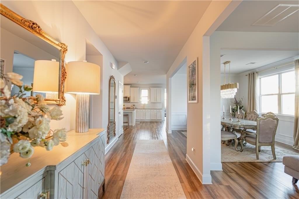 7835 Brewton Creek Dr - Photo 3 of 50