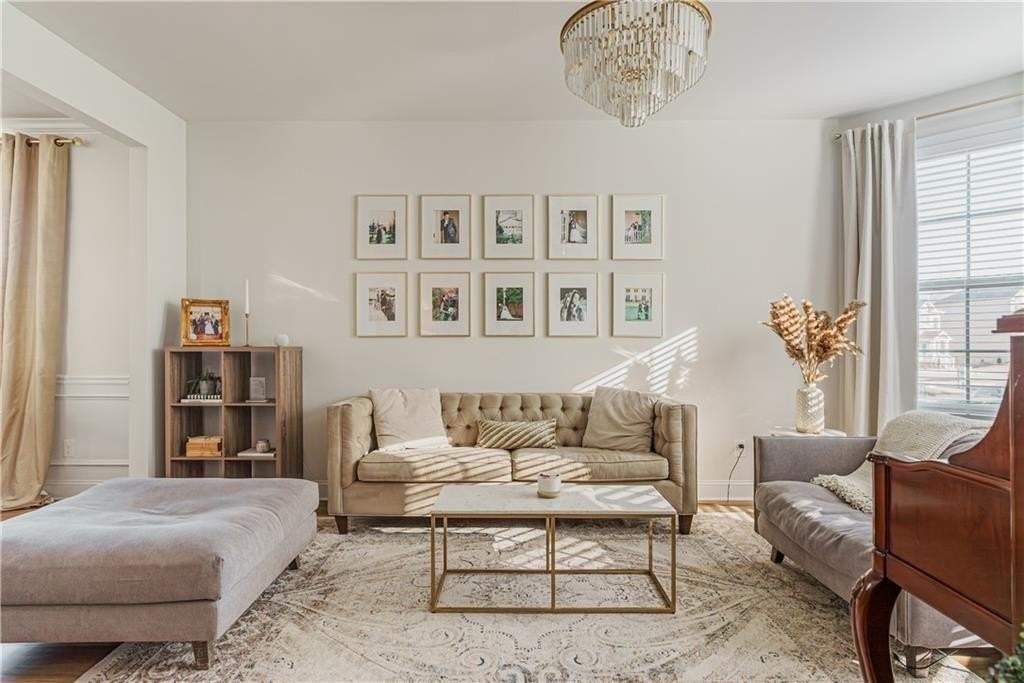 7835 Brewton Creek Dr - Photo 6 of 50