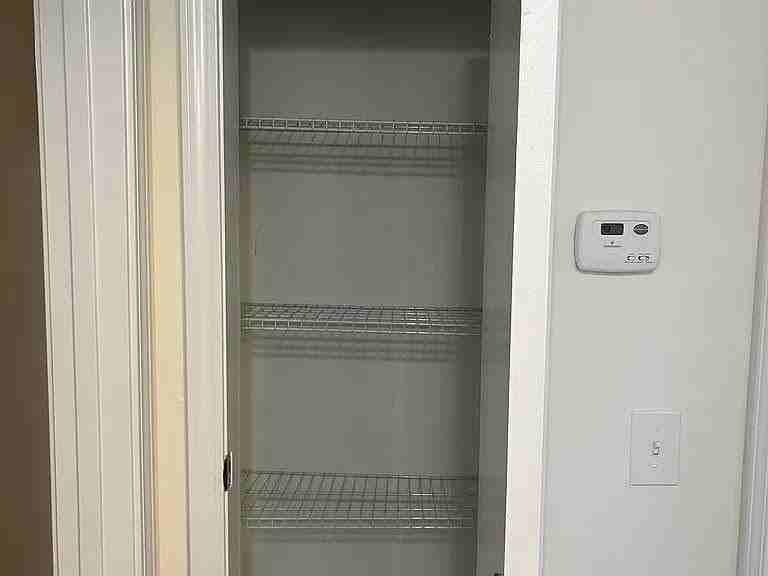 320 Camfield Ct Sw - Photo 5 of 11