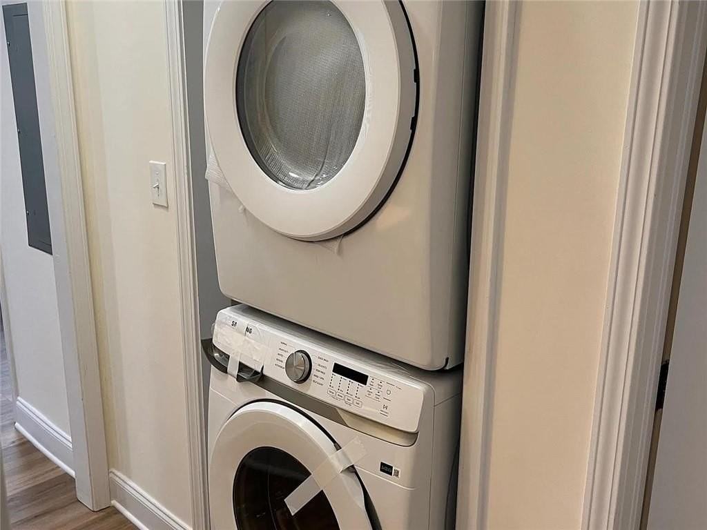 320 Camfield Ct Sw - Photo 6 of 11