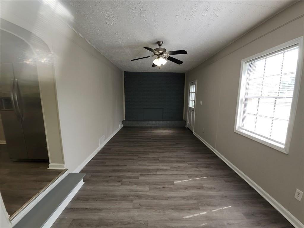 2879 Port Royal Ln - Photo 6 of 16