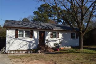 555 Lee Byrd Rd - Photo 1 of 1