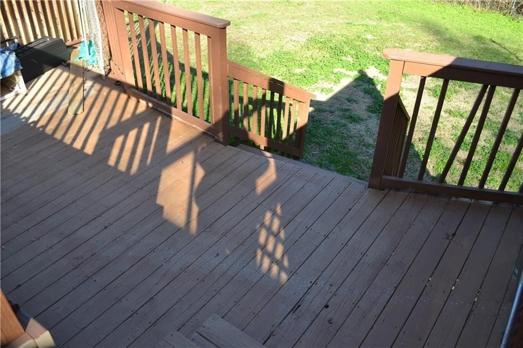 555 Lee Byrd Rd - Photo 6 of 23