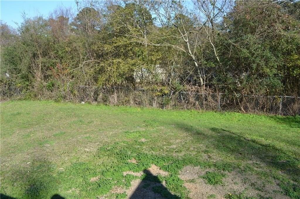 555 Lee Byrd Rd - Photo 7 of 23