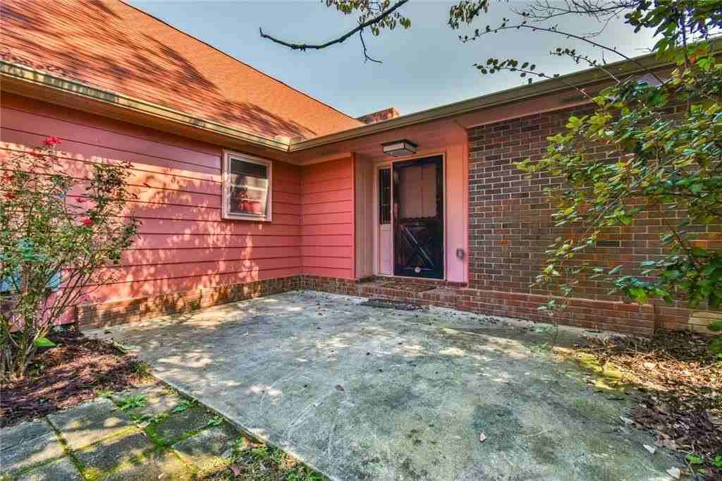 935 Powderbag Creek Rd - Photo 2 of 38