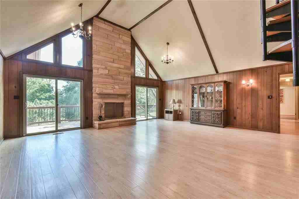 935 Powderbag Creek Rd - Photo 5 of 38