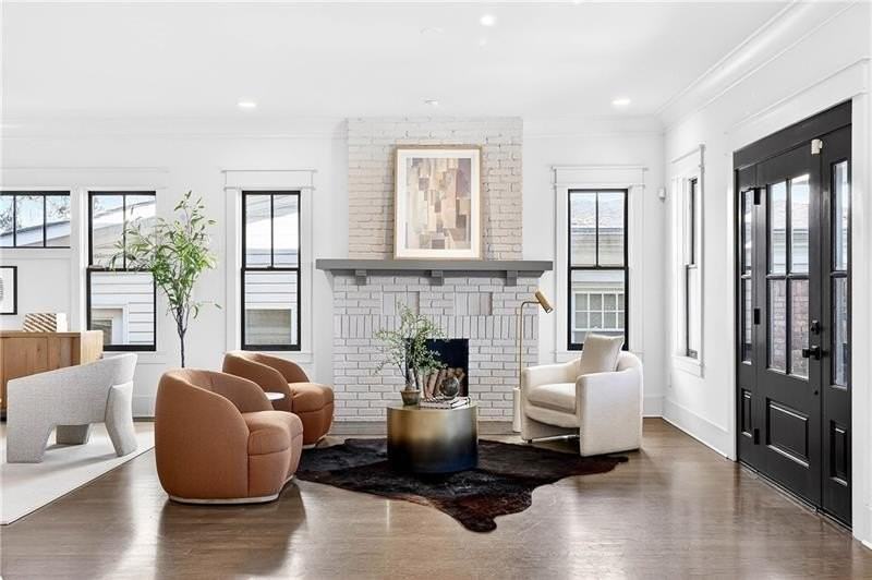 636 Kennesaw Ave Ne - Photo 6 of 50