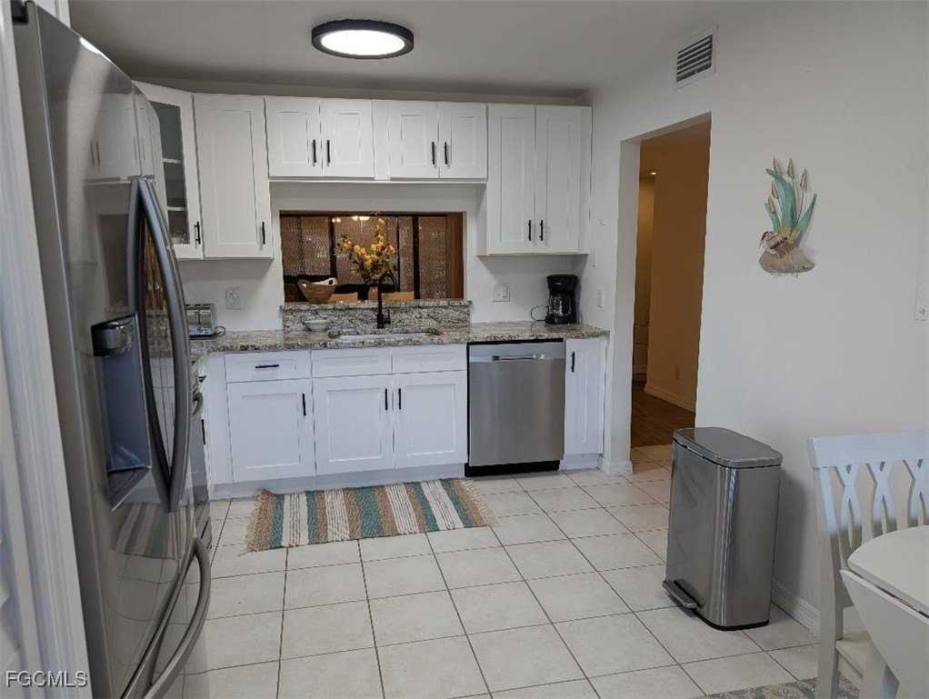 15493 Admiralty Cir #5 - Photo 6 of 30