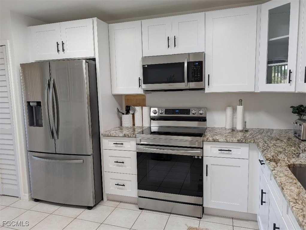 15493 Admiralty Cir #5 - Photo 7 of 30