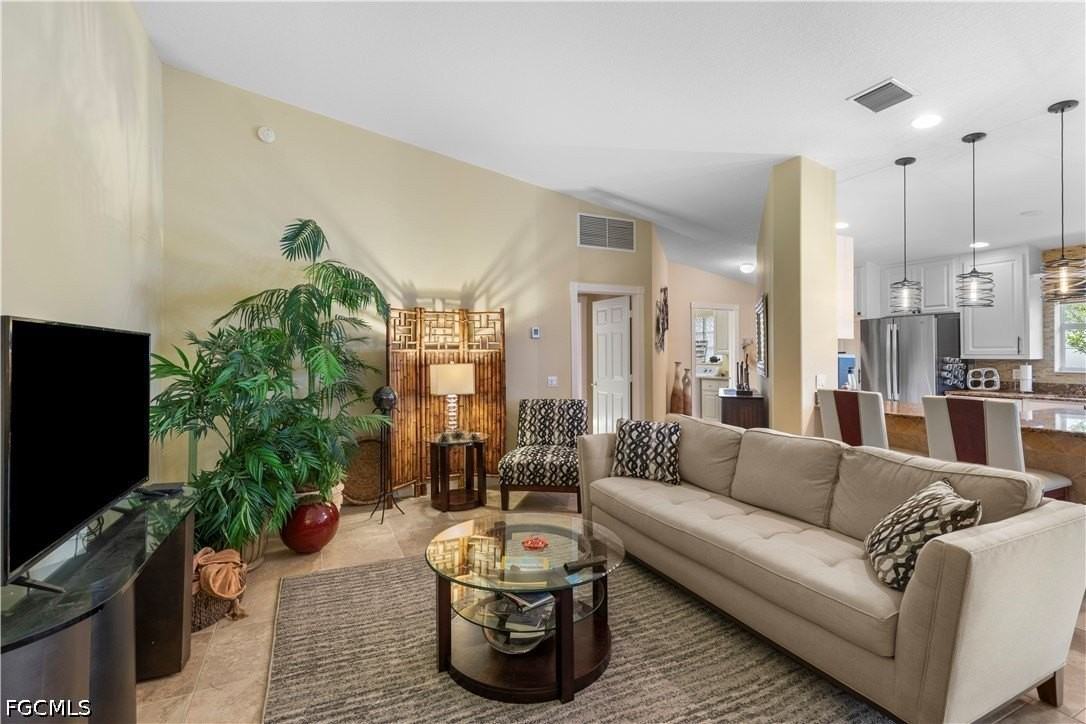 15382 Queen Angel Way - Photo 6 of 35